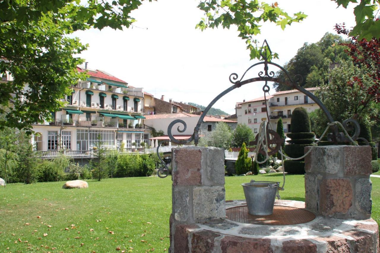 Hotel De Camprodon Bagian luar foto