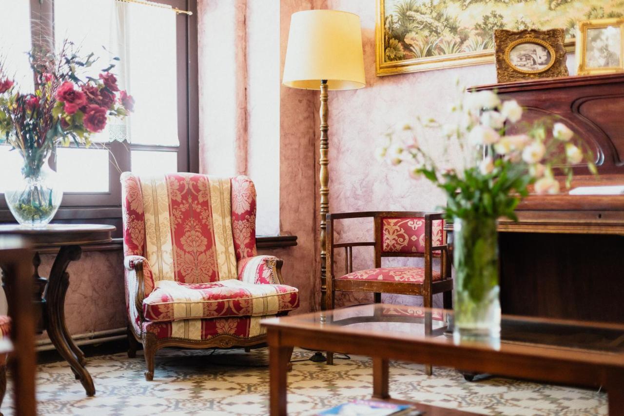 Hotel De Camprodon Bagian luar foto