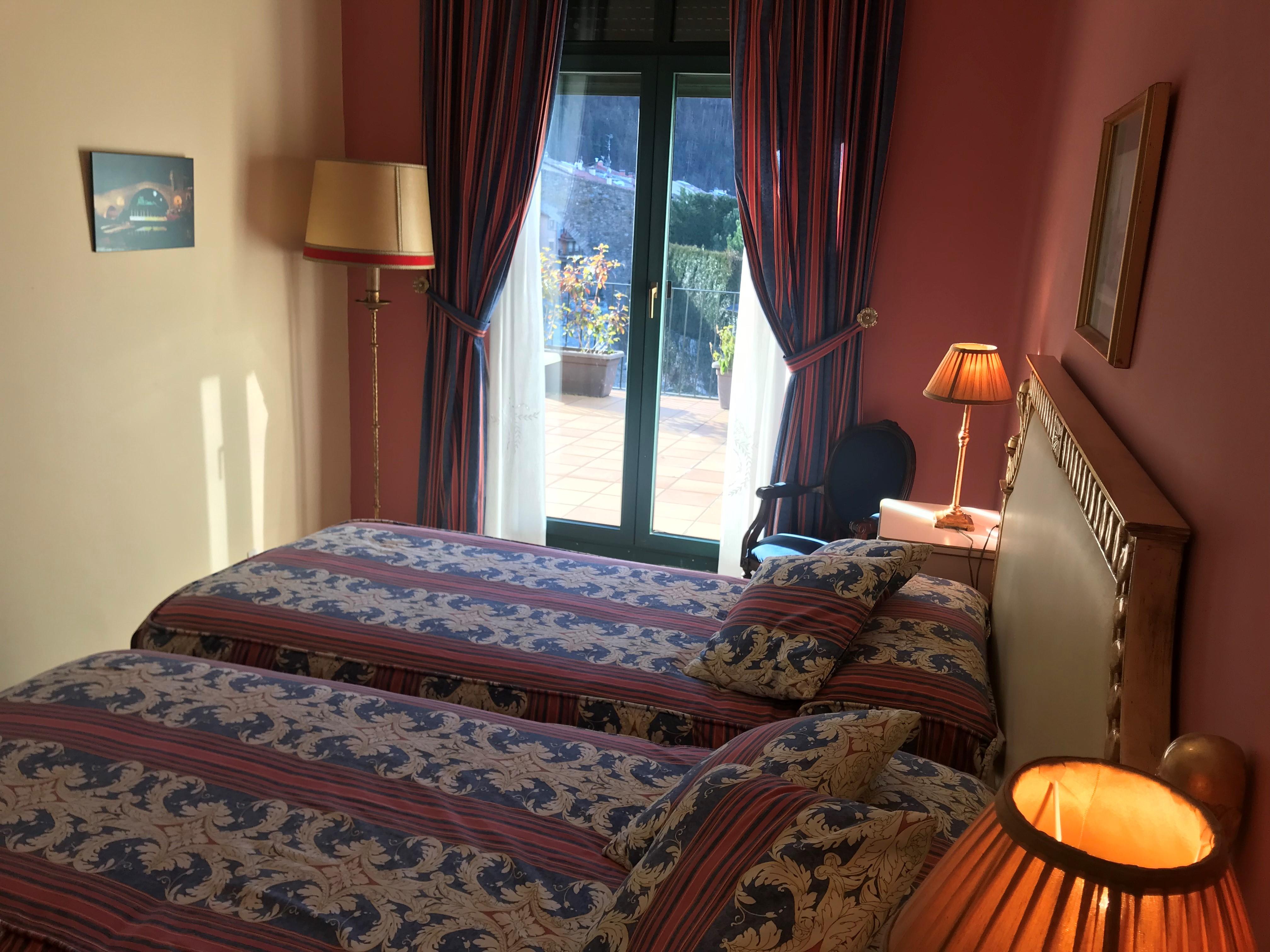 Hotel De Camprodon Bagian luar foto