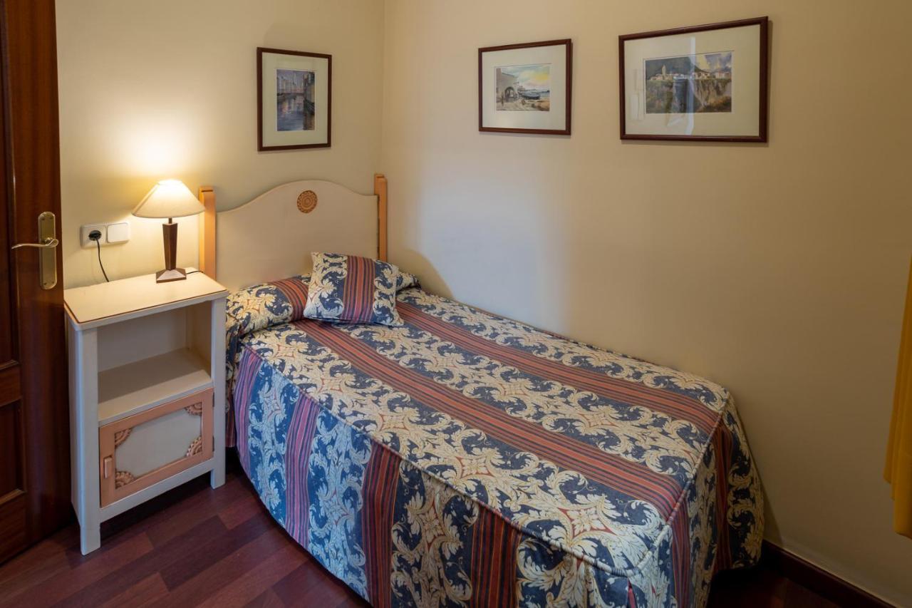 Hotel De Camprodon Bagian luar foto