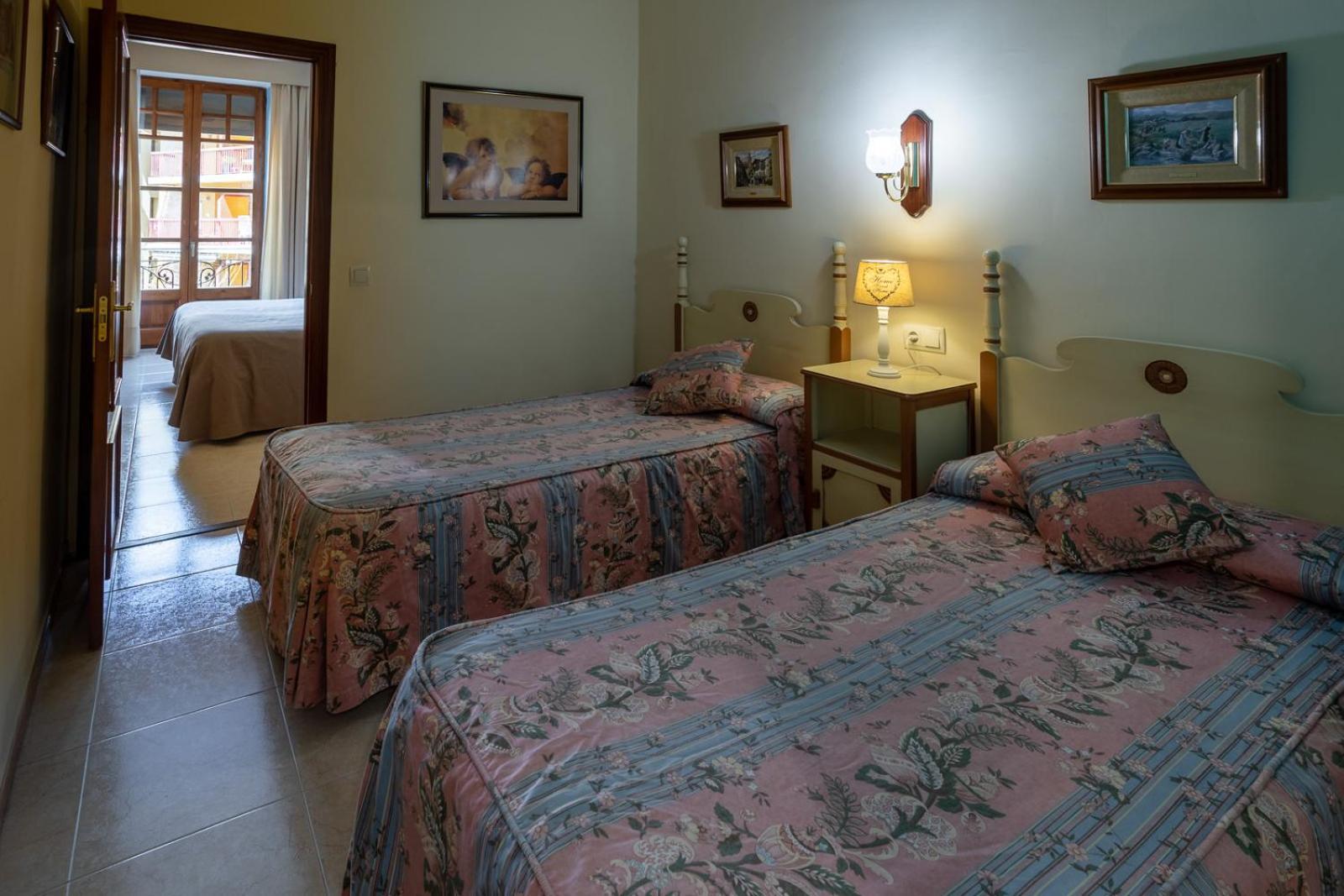Hotel De Camprodon Bagian luar foto