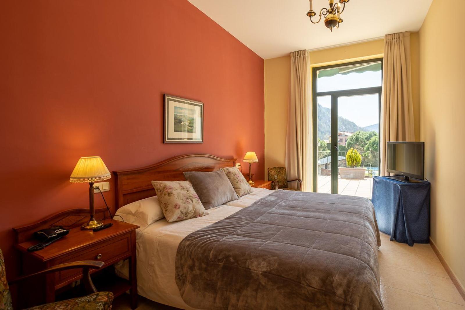 Hotel De Camprodon Bagian luar foto