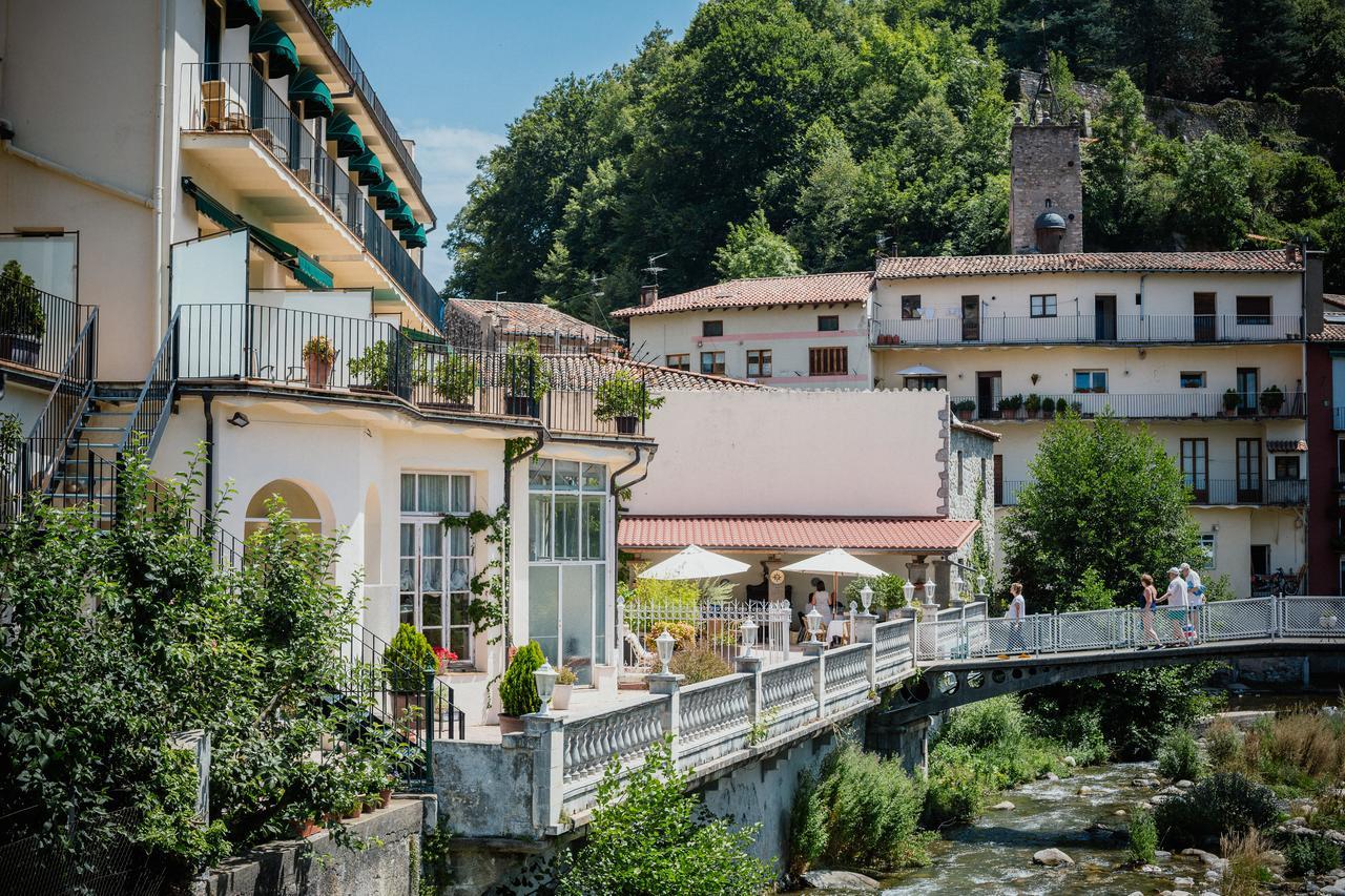 Hotel De Camprodon Bagian luar foto